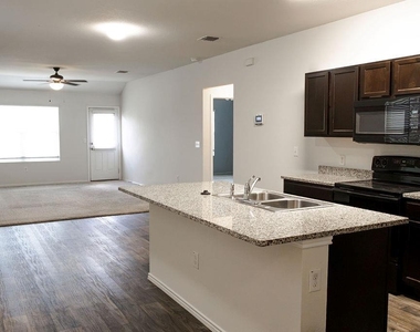 14915 Talus Rd - Photo Thumbnail 4
