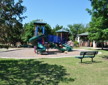 2708 Katie Cv - Photo Thumbnail 19