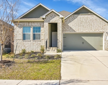1621 Brueggerhoff Rd - Photo Thumbnail 1