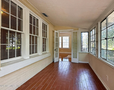 2736 Lydia Street - Photo Thumbnail 10