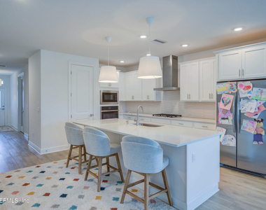22 Amalia Way - Photo Thumbnail 2