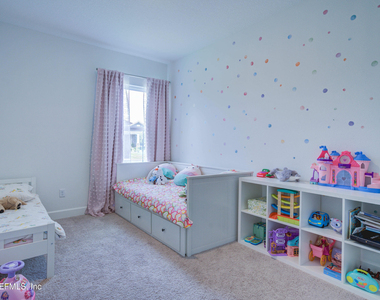 22 Amalia Way - Photo Thumbnail 10