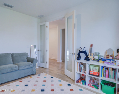 22 Amalia Way - Photo Thumbnail 30