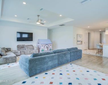 22 Amalia Way - Photo Thumbnail 13