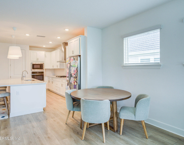 22 Amalia Way - Photo Thumbnail 6
