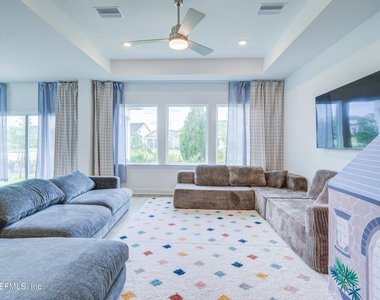 22 Amalia Way - Photo Thumbnail 12