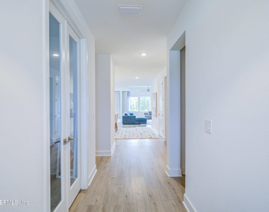 22 Amalia Way - Photo Thumbnail 25