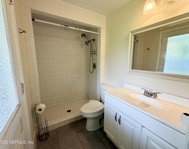 5143 Camellia Circle S - Photo Thumbnail 11