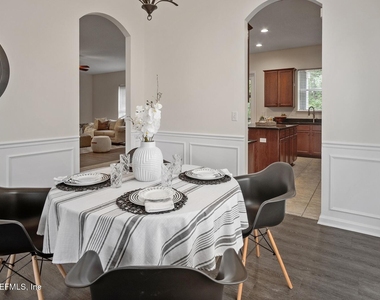 535 Roserush Lane - Photo Thumbnail 9