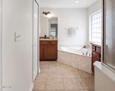 535 Roserush Lane - Photo Thumbnail 42
