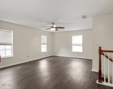 535 Roserush Lane - Photo Thumbnail 26