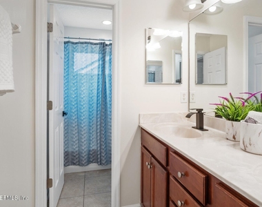 535 Roserush Lane - Photo Thumbnail 35
