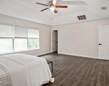 535 Roserush Lane - Photo Thumbnail 40