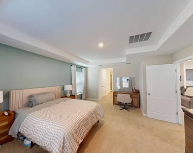 70625 Turtle Creek Court - Photo Thumbnail 7