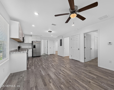 2220 Flesher Avenue - Photo Thumbnail 6