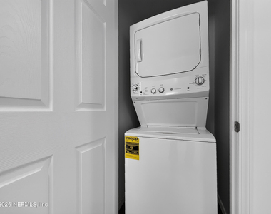 2220 Flesher Avenue - Photo Thumbnail 15