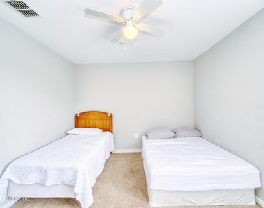 940 Village Trail - Photo Thumbnail 28