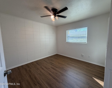 1040 Bert Road - Photo Thumbnail 6