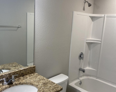 7003 Berrybrook Drive - Photo Thumbnail 10