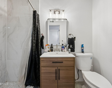 6535 Brandemere Road N - Photo Thumbnail 8