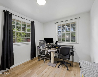6535 Brandemere Road N - Photo Thumbnail 9