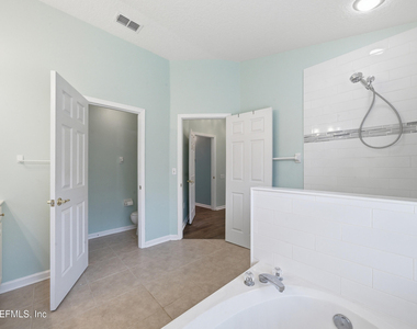 1380 Fairway Village Drive - Photo Thumbnail 18