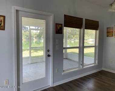 725 Liberty Circle - Photo Thumbnail 27