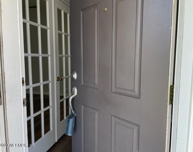 725 Liberty Circle - Photo Thumbnail 7
