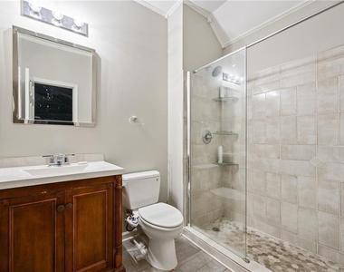 600 Vinings Estates Drive Se - Photo Thumbnail 12