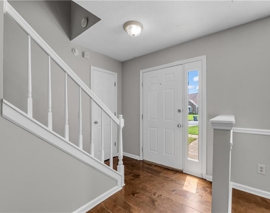4890 Evergreen Valley Way - Photo Thumbnail 11