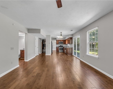 4890 Evergreen Valley Way - Photo Thumbnail 23