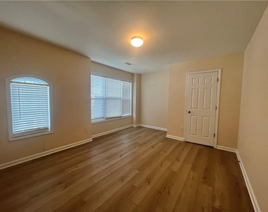 2233 Worrall Hill Dr - Photo Thumbnail 19
