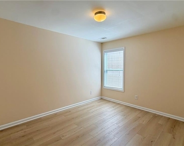 2233 Worrall Hill Dr - Photo Thumbnail 35