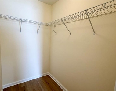 2233 Worrall Hill Dr - Photo Thumbnail 34