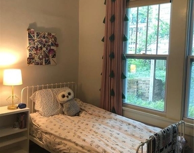 459 Sterling Street Ne - Photo Thumbnail 8