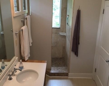 459 Sterling Street Ne - Photo Thumbnail 15