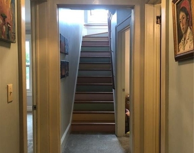 459 Sterling Street Ne - Photo Thumbnail 5