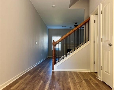 119 Highland Pointe Circle E - Photo Thumbnail 1