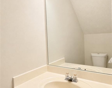9155 Nesbit Ferry Road - Photo Thumbnail 6