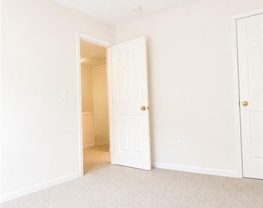 9155 Nesbit Ferry Road - Photo Thumbnail 16