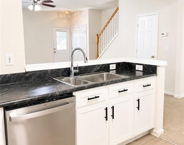 9155 Nesbit Ferry Road - Photo Thumbnail 4
