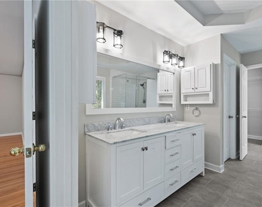 3993 Ironhill Lane - Photo Thumbnail 24