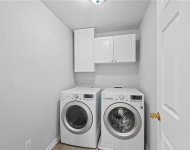 3993 Ironhill Lane - Photo Thumbnail 34