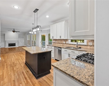 3993 Ironhill Lane - Photo Thumbnail 9