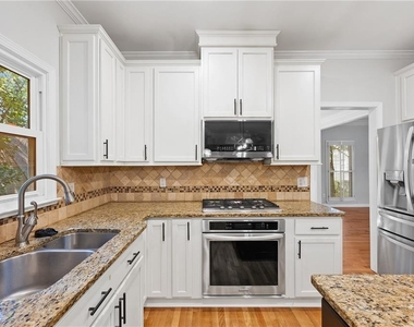 3993 Ironhill Lane - Photo Thumbnail 11