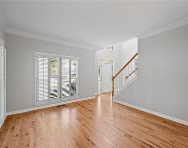3993 Ironhill Lane - Photo Thumbnail 5