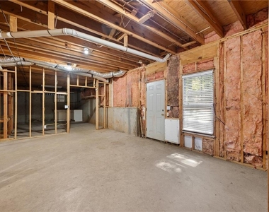 3993 Ironhill Lane - Photo Thumbnail 35