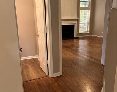 325 Bramford Way - Photo Thumbnail 7