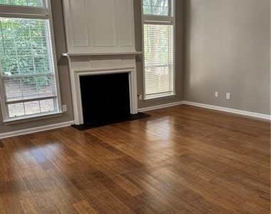 325 Bramford Way - Photo Thumbnail 10