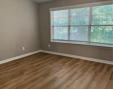 325 Bramford Way - Photo Thumbnail 22